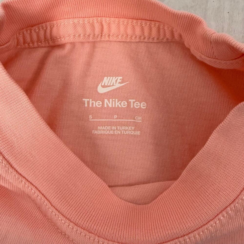 Nike The Nike Tee Project U*Phoria Women's Pink Flower Graphic T-Shirt Small - Picture 6 of 8